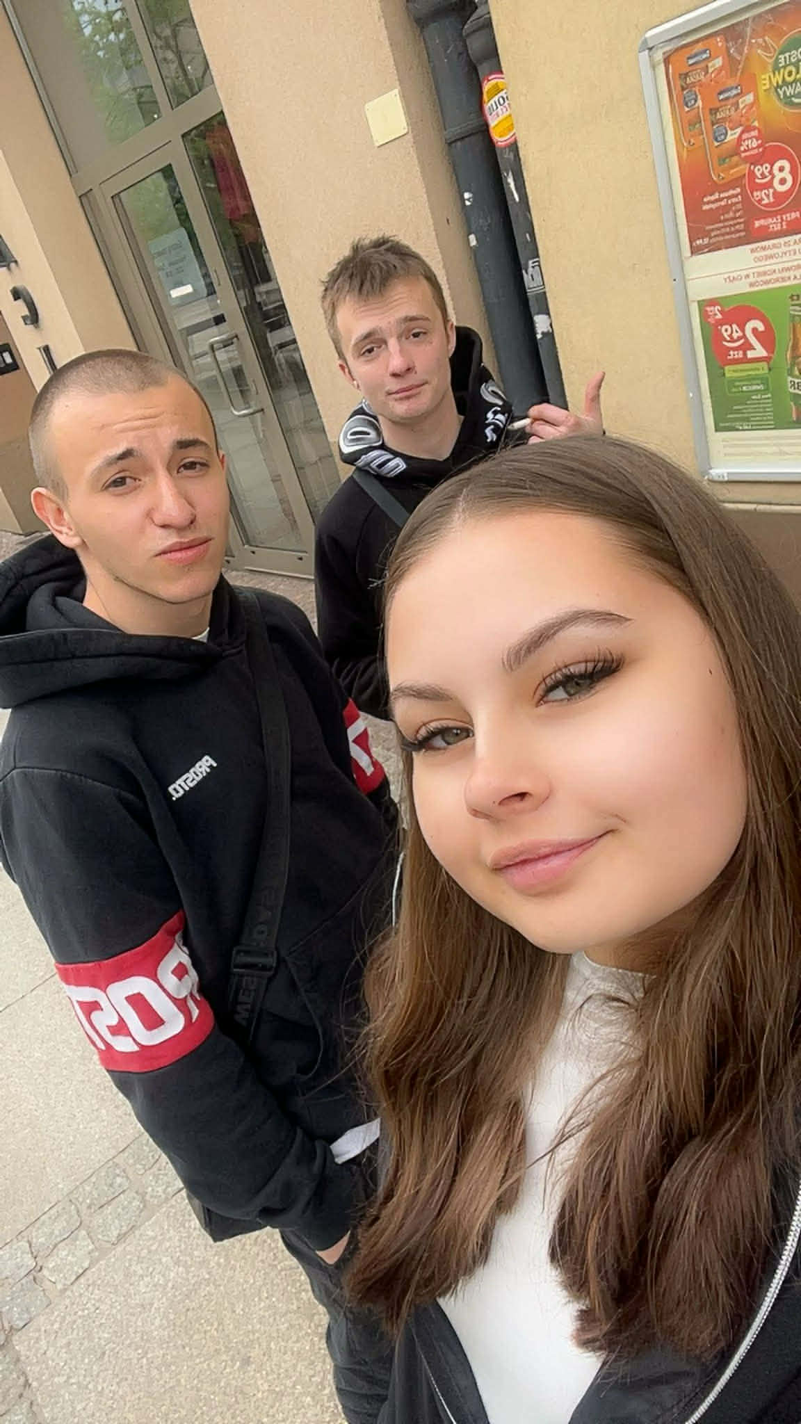 Kotu z beretem